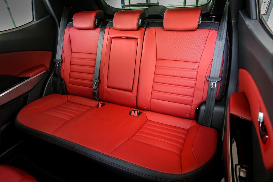  SsangYong Tivoli 2015 года  (фото 30 из 30)